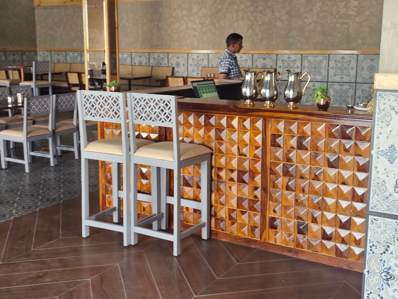 S.S Hotel Palawas (Harayana)